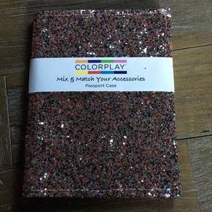 Colorplay Glitter Passport Case🖤